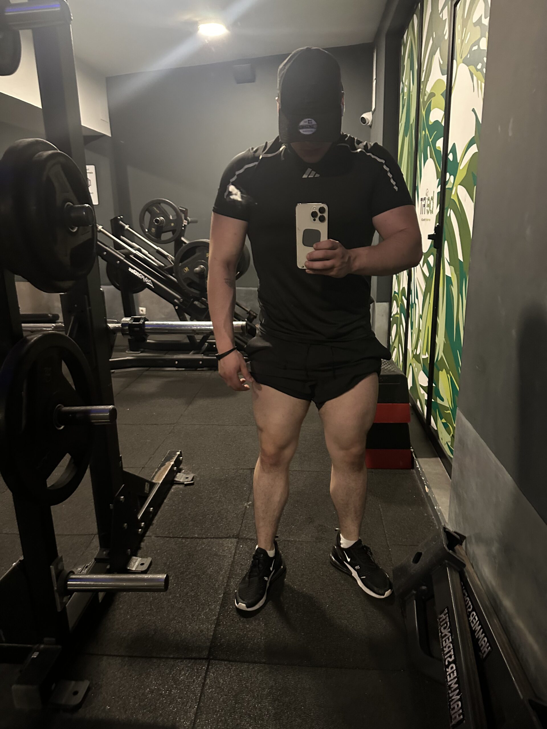 Foto física Sam Abu Gym
